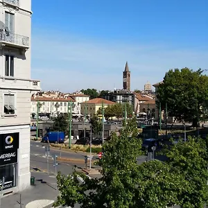 https://navigli-darsena-milano.italymilanhotels.net
