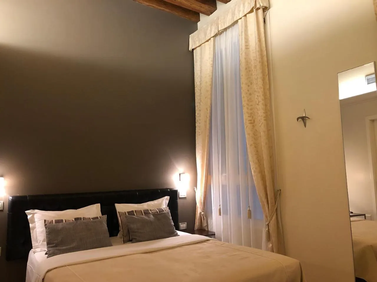 Albergo Al Tiepolo Wenecja 3*,  Włochy